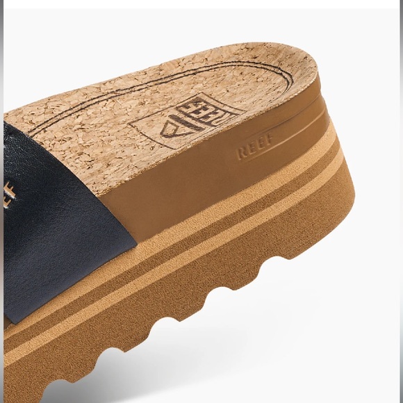 Reef NWOT Cushion Vista Hi Sandals Size 9.5 Women’s in Black Braid - Picture 6 of 16